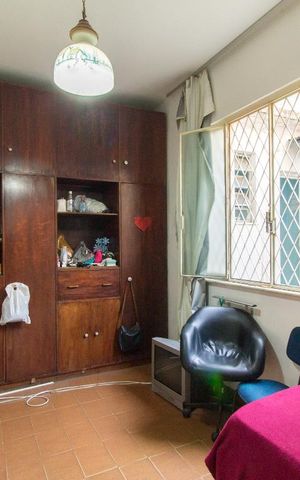 Casa à venda com 300m², 4 quartos e 3 vagas Casa à venda com 300m², 4 quartos e 3 vagasQuarto 2