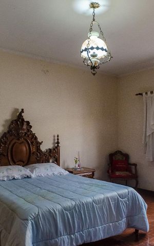 Casa à venda com 300m², 3 quartos e 5 vagasSuíte