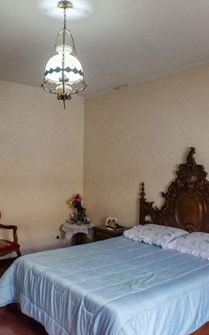 Casa à venda com 300m², 3 quartos e 5 vagasSuíte