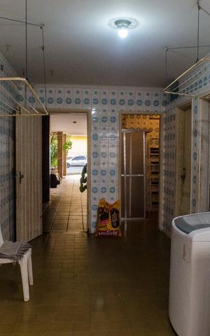 Casa à venda com 300m², 3 quartos e 5 vagasLavanderia
