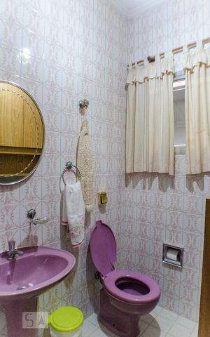 Casa à venda com 300m², 3 quartos e 5 vagasLavabo