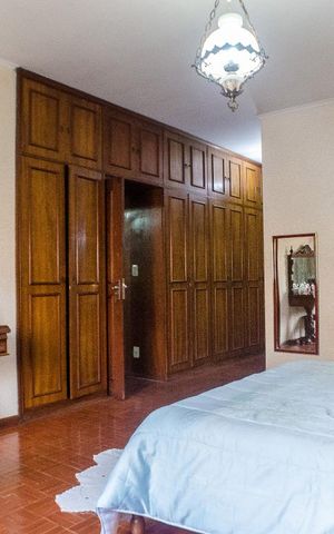 Casa à venda com 300m², 3 quartos e 5 vagasSuíte