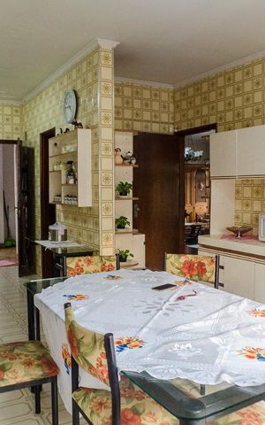 Casa à venda com 300m², 3 quartos e 5 vagasCozinha