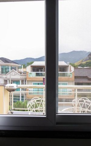 Casa de condomínio à venda com 350m², 6 quartos e 3 vagas Casa de condomínio à venda com 350m², 6 quartos e 3 vagasQuarto 4