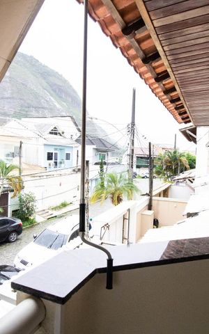 Casa de condomínio à venda com 350m², 6 quartos e 3 vagas Casa de condomínio à venda com 350m², 6 quartos e 3 vagasvaranda da Suíte