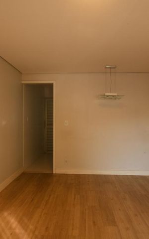Casa de condomínio à venda com 65m², 2 quartos e 2 vagasSala