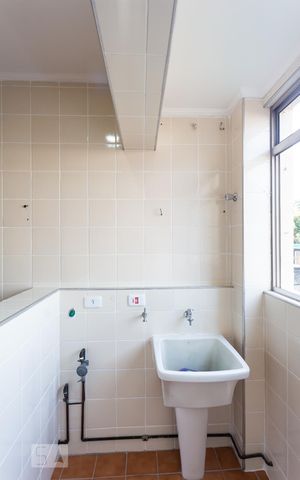 Apartamento à venda com 65m², 2 quartos e 1 vagaÁrea de Serviço