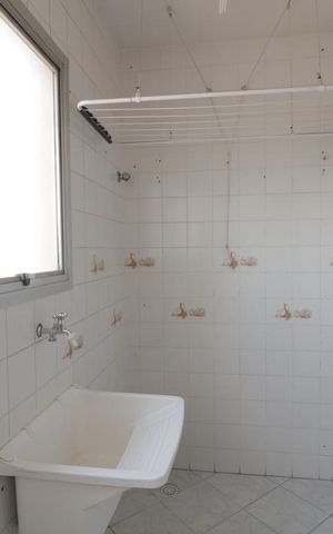 Apartamento para alugar com 58m², 2 quartos e 1 vagaArea de serviço