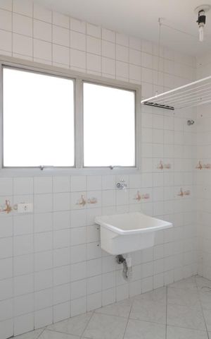 Apartamento para alugar com 58m², 2 quartos e 1 vagaArea de serviço