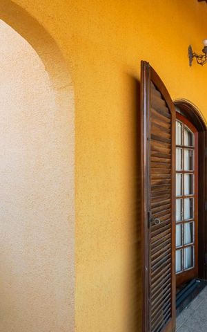 Casa à venda com 312m², 3 quartos e 5 vagasSacada Suíte 1