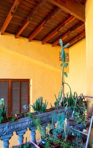 Casa à venda com 312m², 3 quartos e 5 vagasSacada Suíte 3