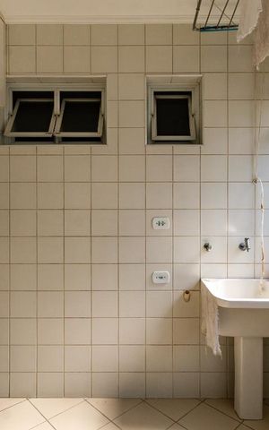 Apartamento à venda com 132m², 3 quartos e 1 vaga Apartamento à venda com 132m², 3 quartos e 1 vagaÁrea de Serviço