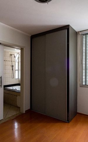 Apartamento à venda com 132m², 3 quartos e 1 vaga Apartamento à venda com 132m², 3 quartos e 1 vaga Suíte