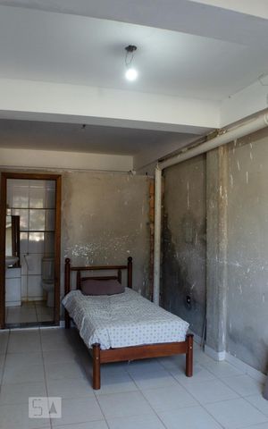 Casa para alugar com 290m², 4 quartos e 1 vaga Casa para alugar com 290m², 4 quartos e 1 vagaSuíte 2