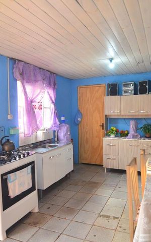 Casa à venda com 250m², 6 quartos e 3 vagasCasa 2 - Sala