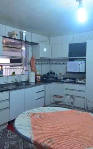 Casa à venda com 250m², 6 quartos e 3 vagasCasa 1 - Cozinha