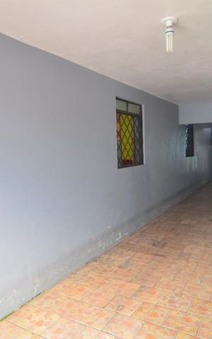 Casa à venda com 250m², 6 quartos e 3 vagasGaragem