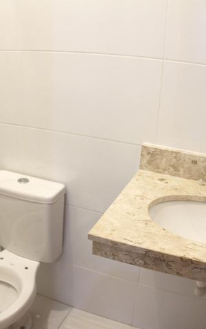 Casa de condomínio à venda com 25m², 1 quarto e sem vagaBanheiro