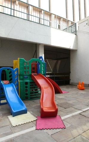 Apartamento à venda com 141m², 3 quartos e 2 vagas Apartamento à venda com 141m², 3 quartos e 2 vagasPlayground
