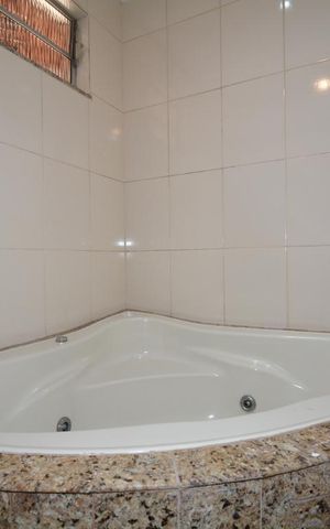 Apartamento à venda com 110m², 3 quartos e 1 vagaBanheiro da Cobertura- Banheira