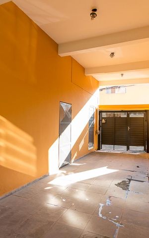 Casa à venda com 160m², 4 quartos e 2 vagasGaragem
