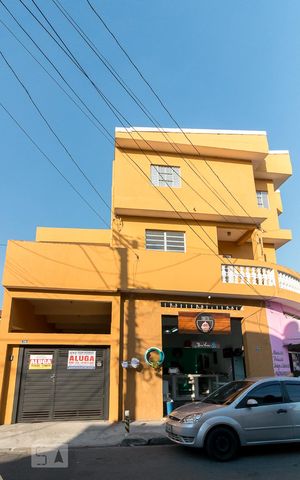 Casa à venda com 160m², 4 quartos e 2 vagasFachada da casa