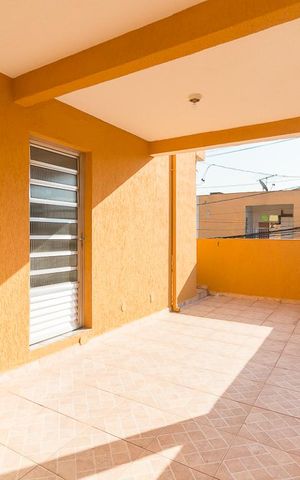 Casa à venda com 160m², 4 quartos e 2 vagasTerraço