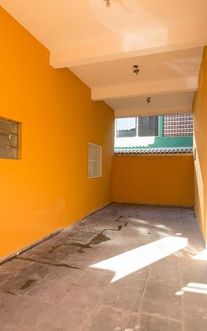Casa à venda com 160m², 4 quartos e 2 vagasGaragem