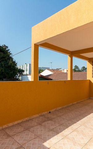 Casa à venda com 160m², 4 quartos e 2 vagasTerraço