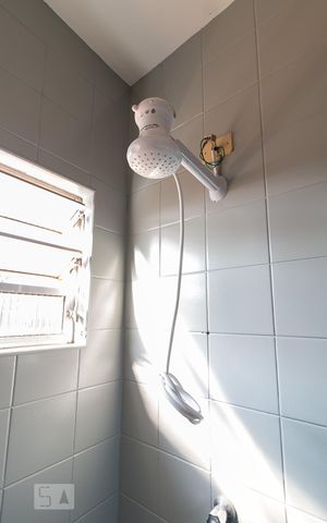 Casa à venda com 160m², 4 quartos e 2 vagasBanheiro social - chuveiro