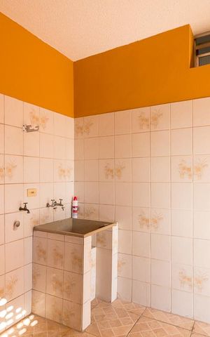 Casa à venda com 160m², 4 quartos e 2 vagasÁrea de serviço