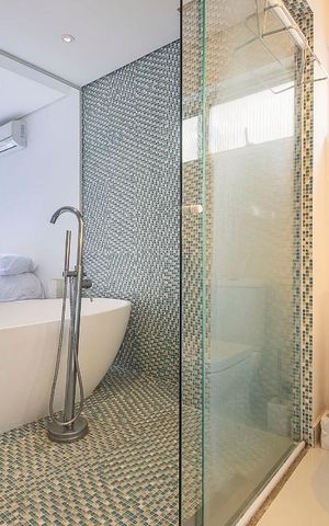 Apartamento à venda com 100m², 2 quartos e 1 vaga Apartamento à venda com 100m², 2 quartos e 1 vagaSuíte - Banheiro
