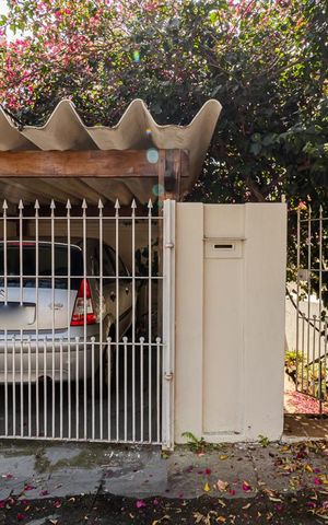 Casa para alugar com 60m², 1 quarto e sem vaga Casa para alugar com 60m², 1 quarto e sem vagaFachada
