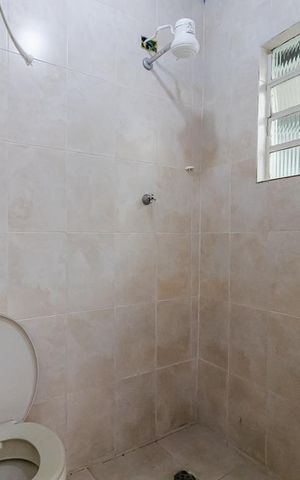 Casa para alugar com 60m², 1 quarto e sem vaga Casa para alugar com 60m², 1 quarto e sem vagaBanheiro
