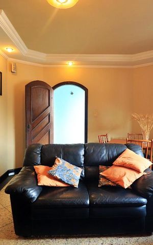 Casa para alugar com 224m², 3 quartos e 5 vagasSala