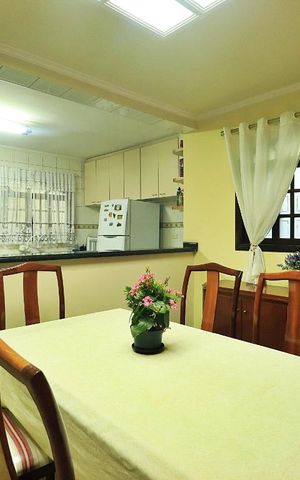 Casa para alugar com 224m², 3 quartos e 5 vagasCozinha