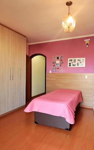 Casa para alugar com 224m², 3 quartos e 5 vagasSuíte