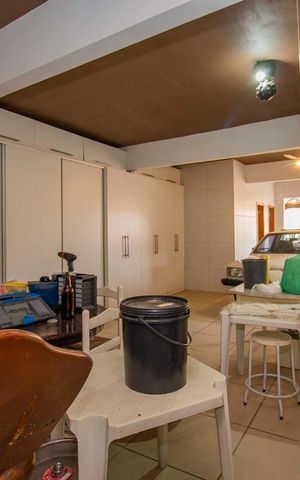 Casa para alugar com 390m², 4 quartos e 5 vagasSalão de festas