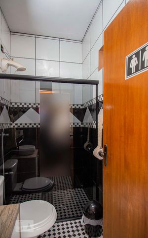 Casa para alugar com 390m², 4 quartos e 5 vagasBanheiro 2