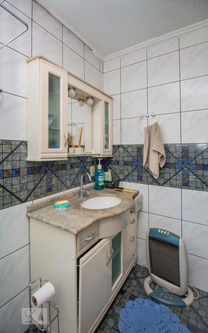 Casa para alugar com 390m², 4 quartos e 5 vagasBanheiro da Suíte   
