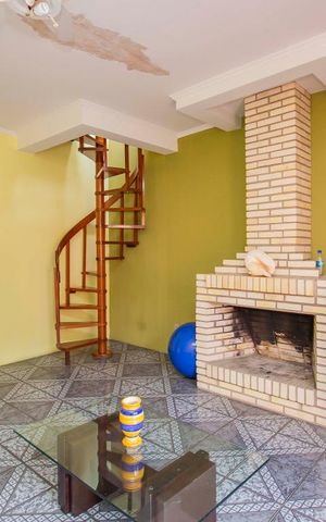 Casa para alugar com 390m², 4 quartos e 5 vagasSala 2