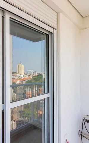 Apartamento à venda com 49m², 2 quartos e 1 vaga Apartamento à venda com 49m², 2 quartos e 1 vagaSacada da Suíte