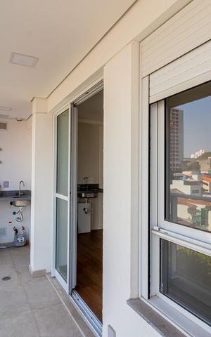 Apartamento à venda com 49m², 2 quartos e 1 vaga Apartamento à venda com 49m², 2 quartos e 1 vagaSacada da Sala