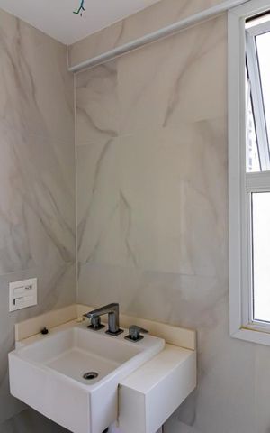 Apartamento à venda com 49m², 2 quartos e 1 vaga Apartamento à venda com 49m², 2 quartos e 1 vagaBanheiro da Suíte