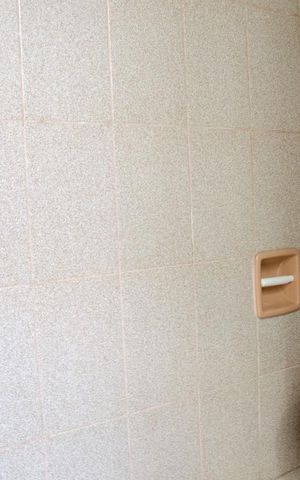 Apartamento para alugar com 100m², 2 quartos e sem vaga Apartamento para alugar com 100m², 2 quartos e sem vagaBanheiro de Serviço
