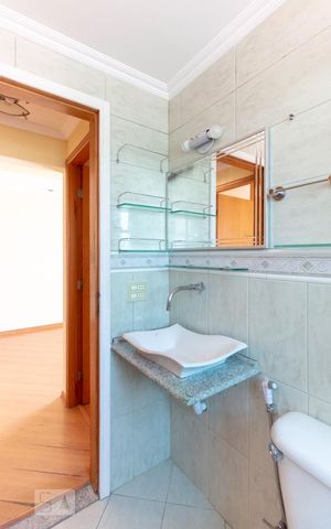 Apartamento para alugar com 52m², 2 quartos e 2 vagasBanheiro