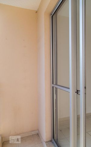 Apartamento para alugar com 49m², 2 quartos e 1 vagaVaranda