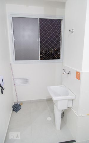 Apartamento à venda com 42m², 2 quartos e 1 vaga Apartamento à venda com 42m², 2 quartos e 1 vagaÁrea de Serviço