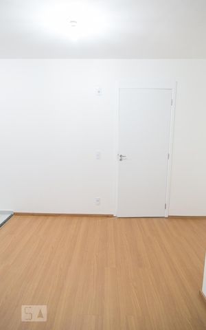 Apartamento à venda com 42m², 2 quartos e 1 vaga Apartamento à venda com 42m², 2 quartos e 1 vagaSala