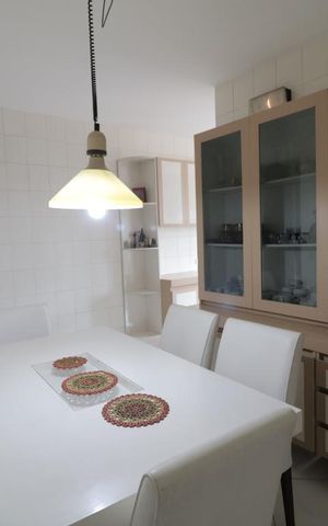 Apartamento à venda com 270m², 4 quartos e 4 vagasCopa